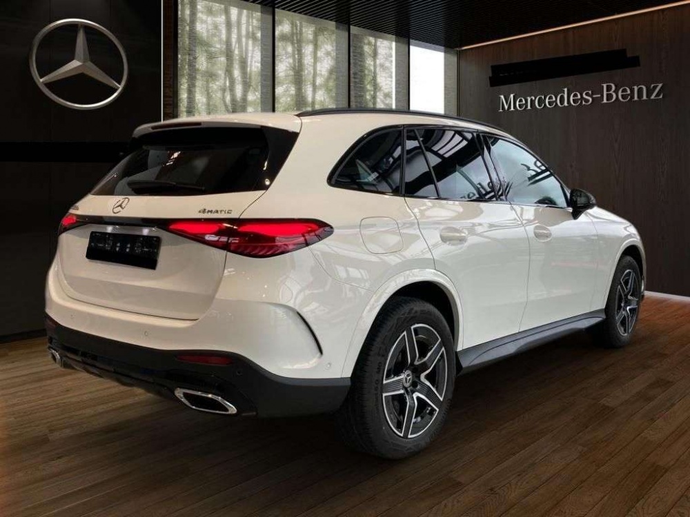 MERCEDES-BENZ CLASSE GLC 300 e 4M AMG-Line Blanc