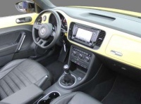 VOLKSWAGEN BEETLE CAB Sport 1.4 TSI Jaune