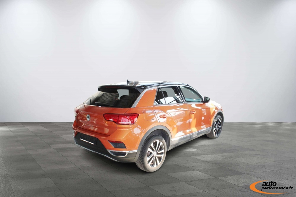 VOLKSWAGEN T-Roc 1.5 TSI DSG IQ.DRIVE Orange 