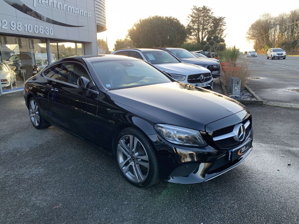 MERCEDES-BENZ Classe C 200 184ch Avantgarde Line 9G Tronic Noir