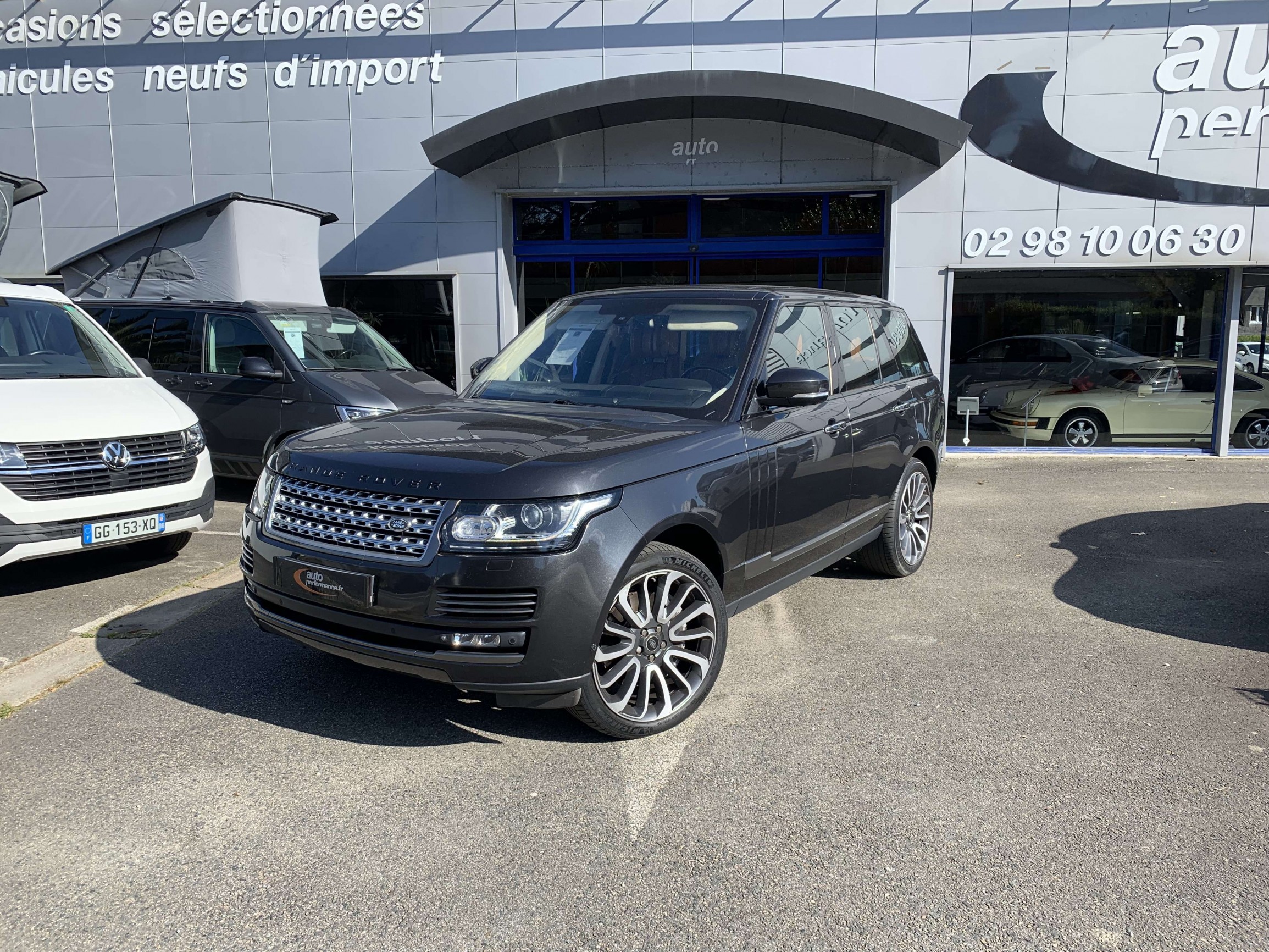LAND-ROVER RANGE ROVER