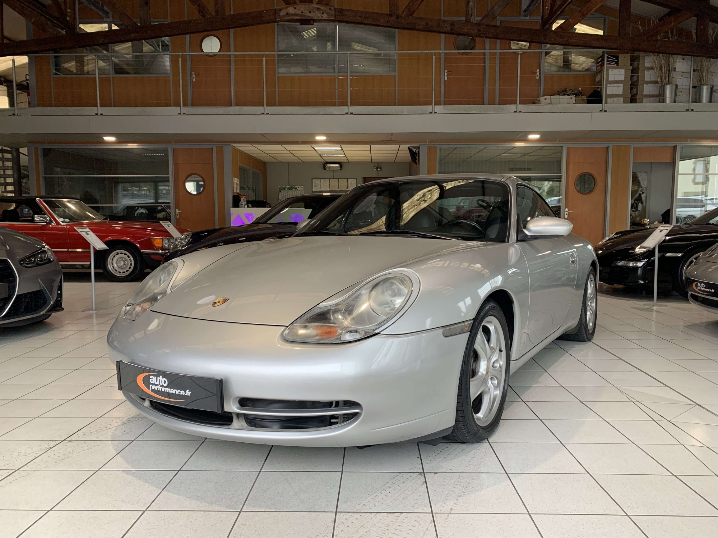 PORSCHE 911 CARRERA 4 COUPE 996