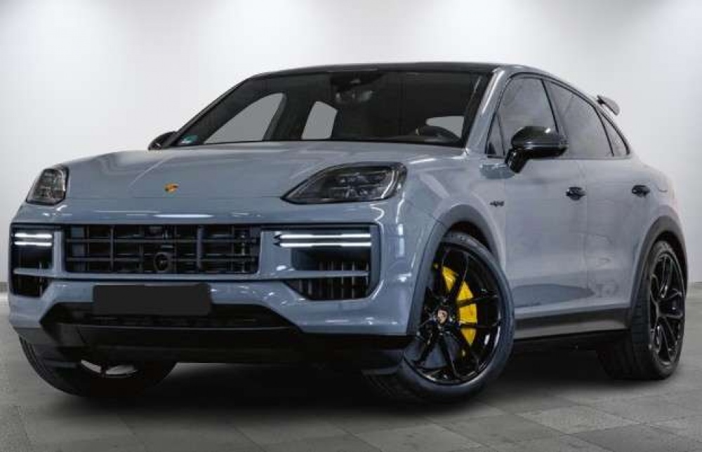 PORSCHE CAYENNE Turbo E-Hybrid Coupé avec pack GT (599 ch + 176 ch) Gris arctique