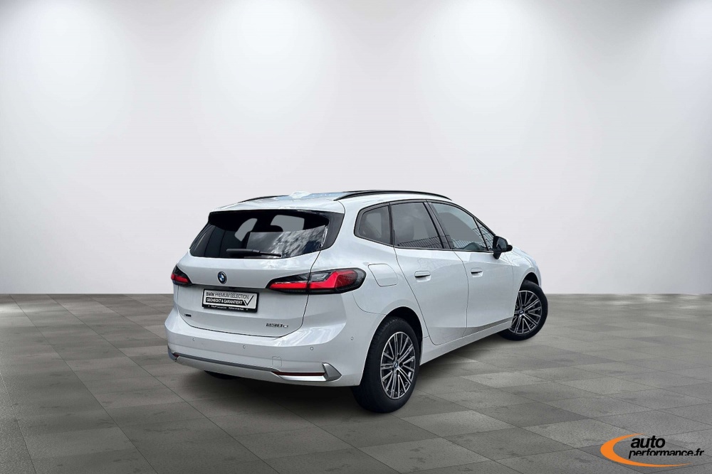 BMW  Serie 2 Active Tourer 230E XDRIVE (150ch+177ch) Blanc