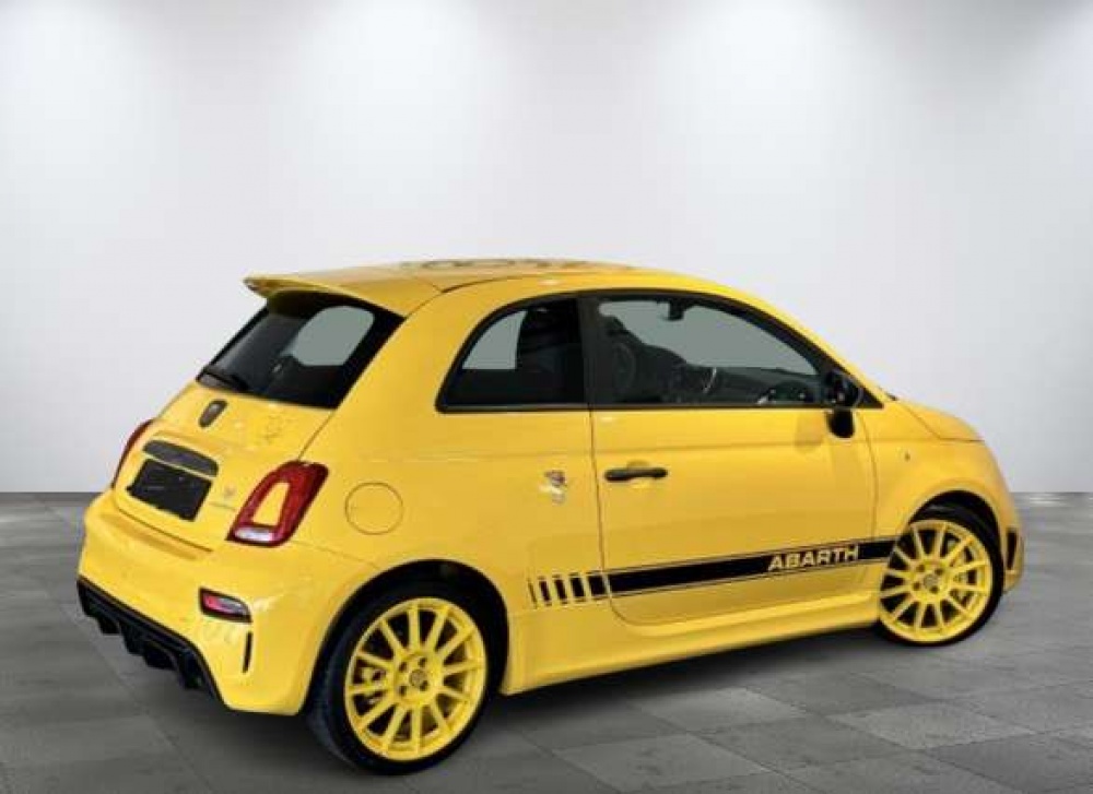 FIAT ABARTH 595 Competizione Jaune