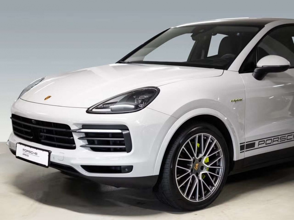 PORSCHE CAYENNE E-Hybrid Coupé Platinum Edition 