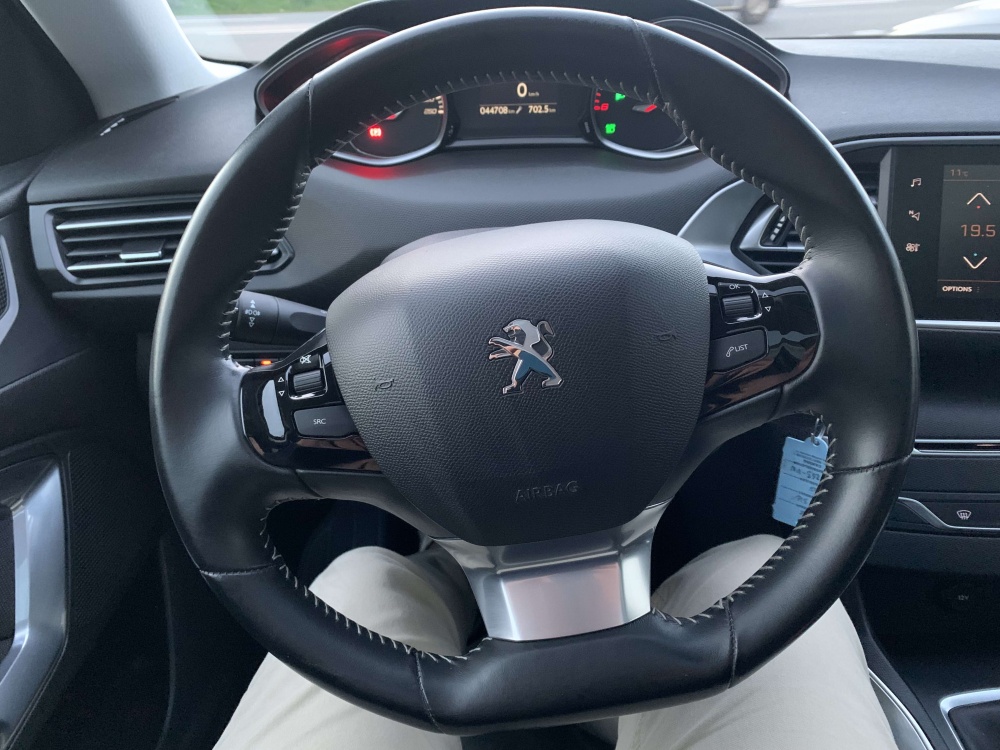 PEUGEOT 308 SW Allure Gris