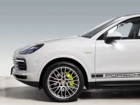 PORSCHE CAYENNE E-Hybrid Coupé Platinum Edition 