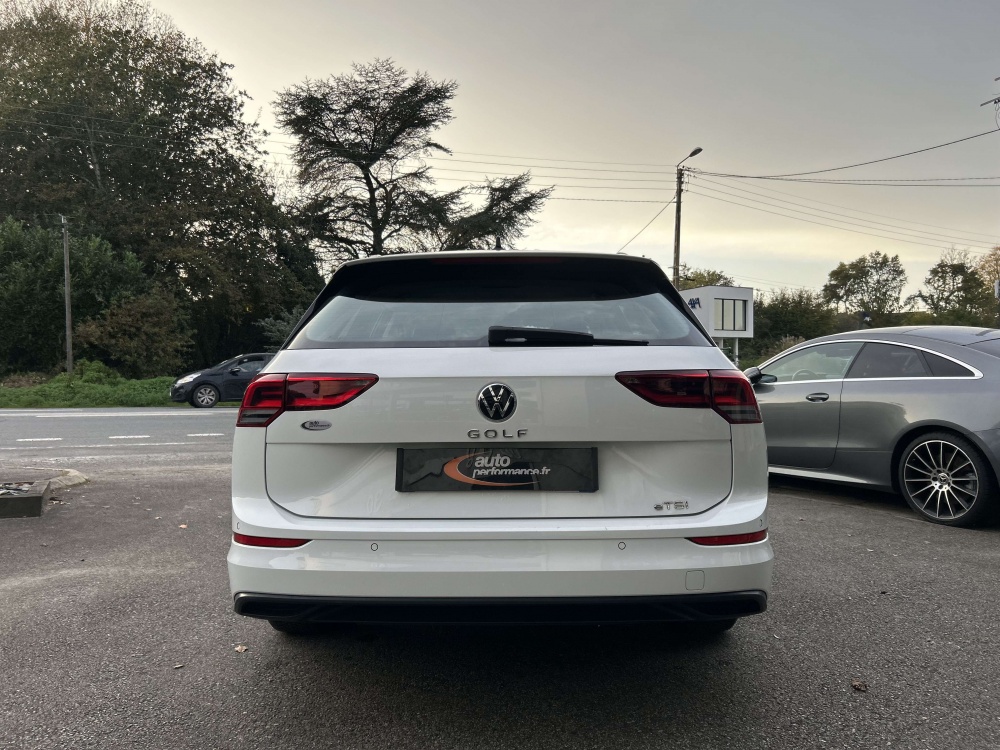 VOLKSWAGEN Golf VIII Golf VIII SW Variant  Blanc