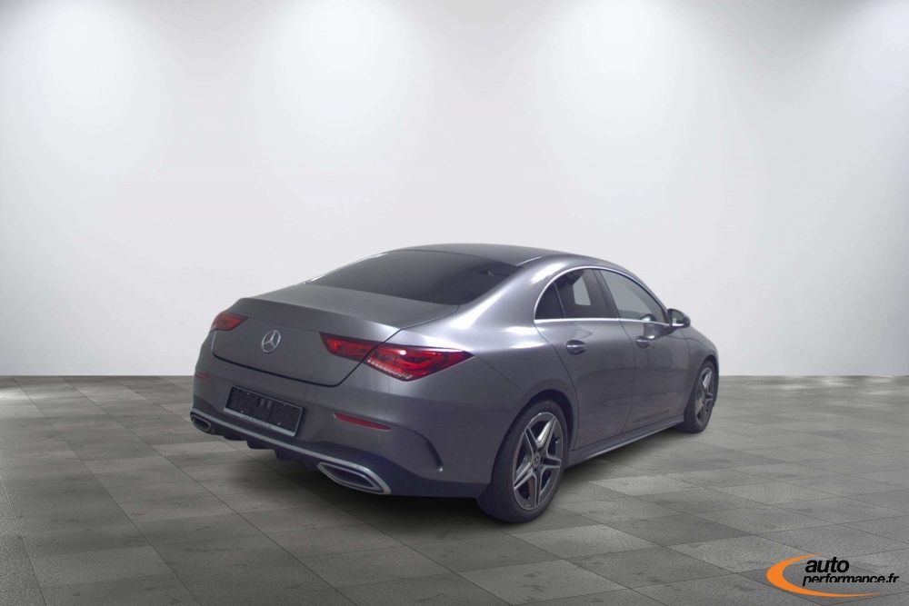 MERCEDES-BENZ CLA AMG Line Gris