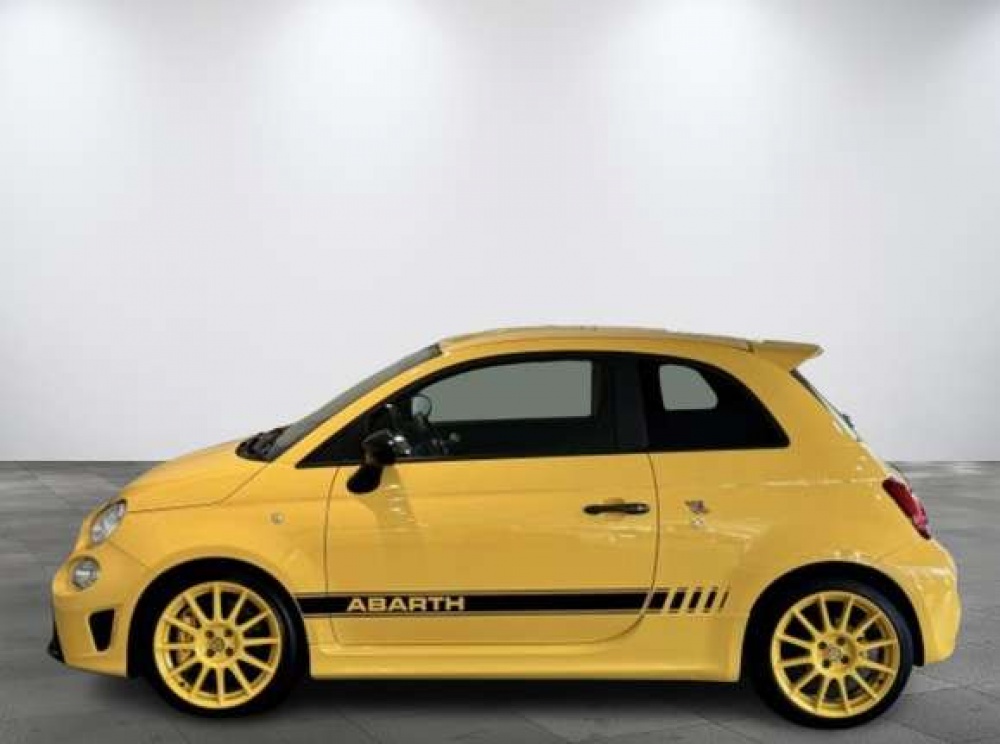 FIAT ABARTH 595 Competizione Jaune