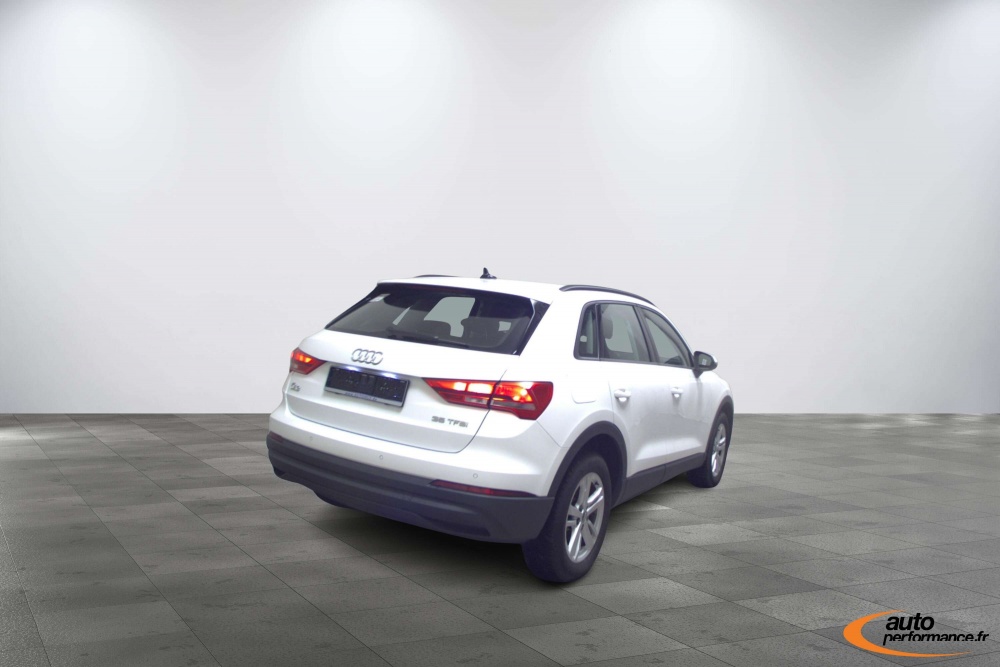 AUDI Q3 35 TFSI Blanc