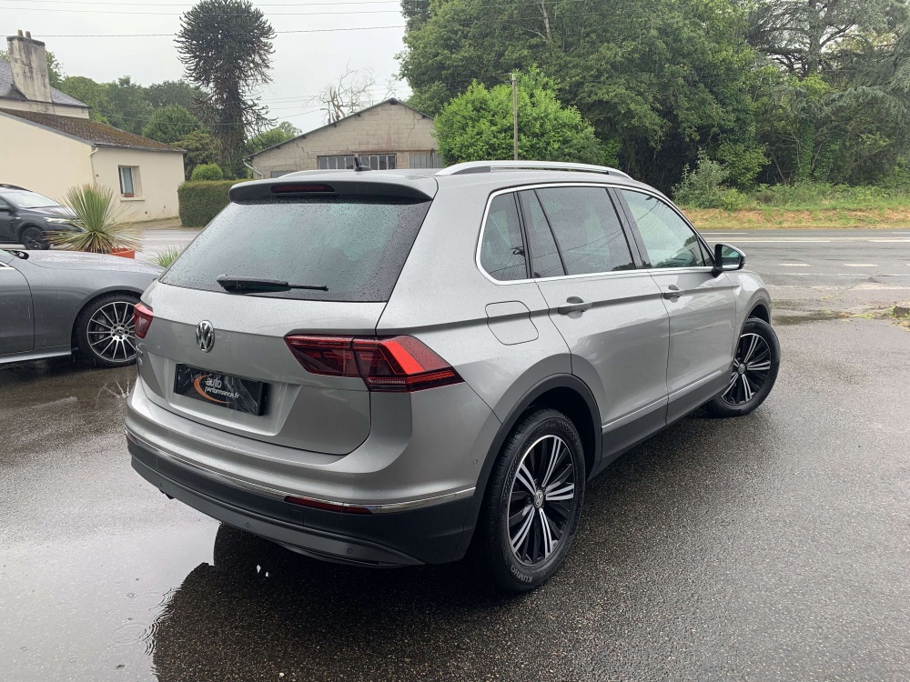 VOLKSWAGEN TIGUAN Tiguan 2.0 TDI 150 BMT DSG7 Carat GRIS