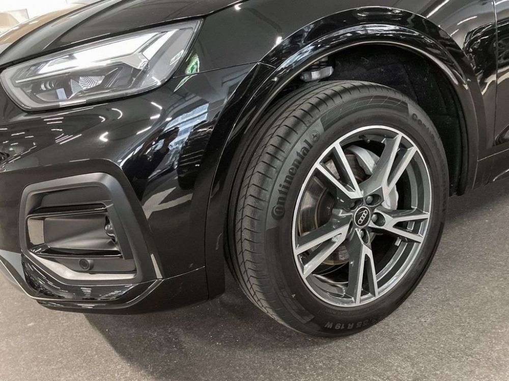 AUDI Q5 Audi Q5 Sportback 40 TDI S tronic S LINE NOIR