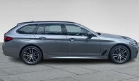 BMW  SERIE 5 TOURING 540d touring xDrive M-sport Bleu Peinture métallisée