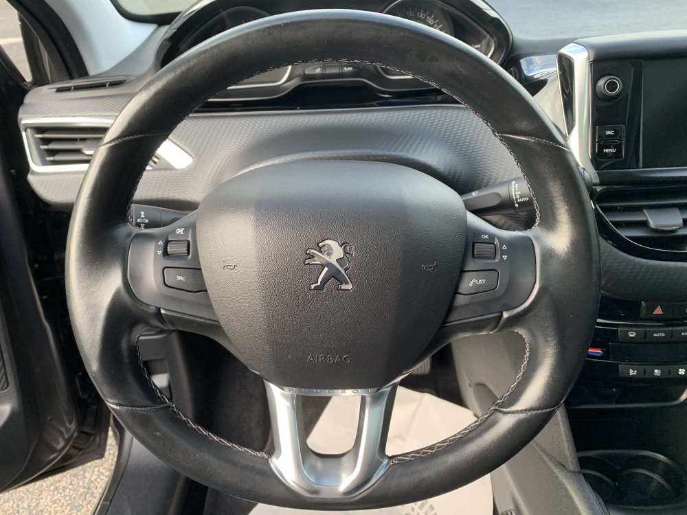 PEUGEOT 208 Allure Gris