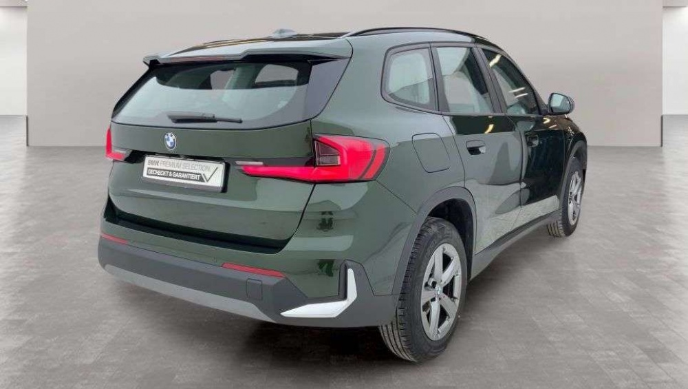 BMW  X1 sDrive18d Vert Peinture métallisée